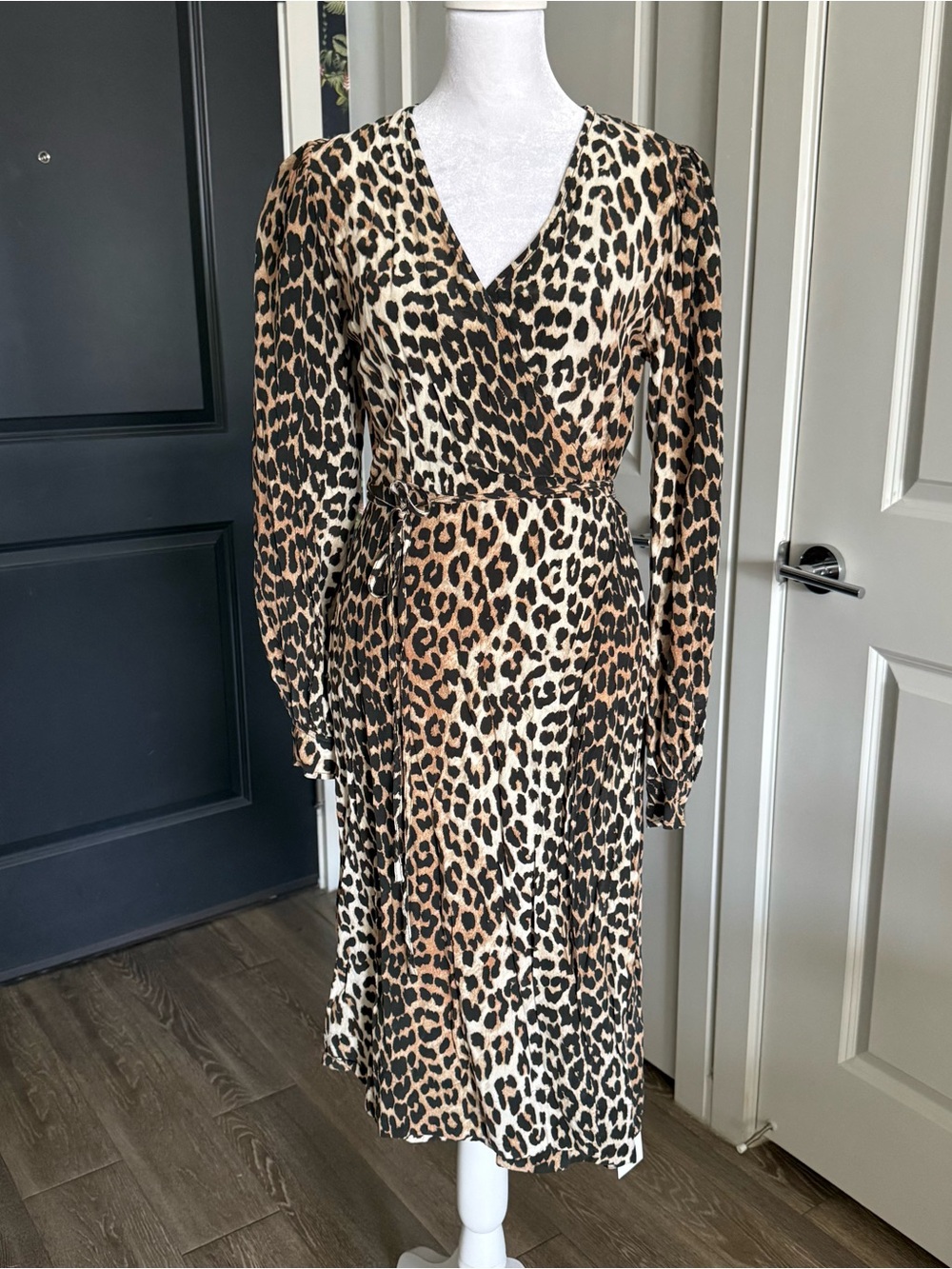Ganni Silk Leopard Print Midi Wrap Dress Size FR 38 US M